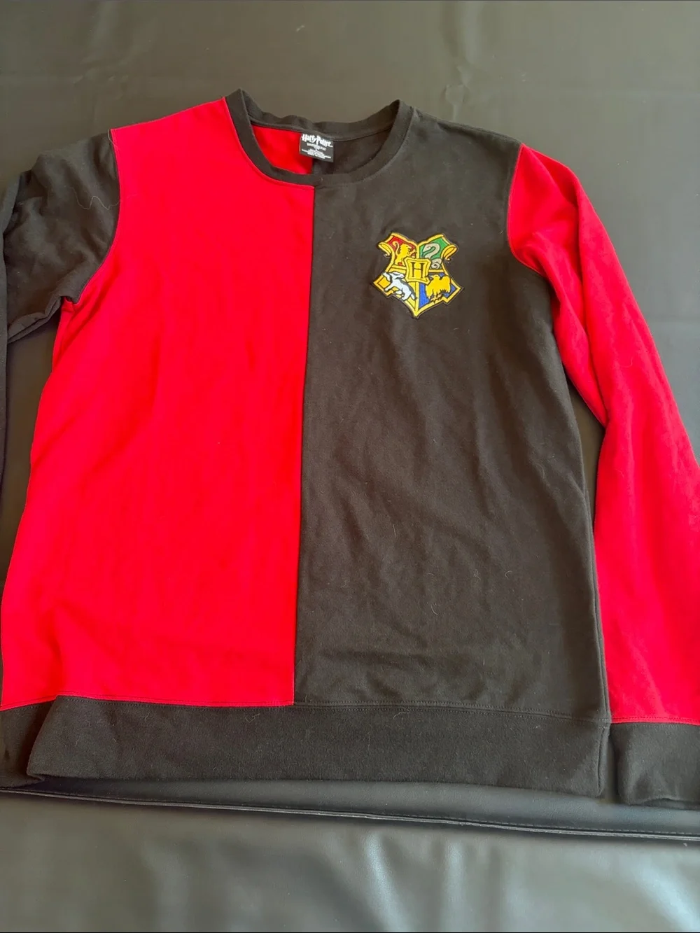 Harry Potter Hogwarts Colorblock Crewneck Sweatshirt Red Black Large